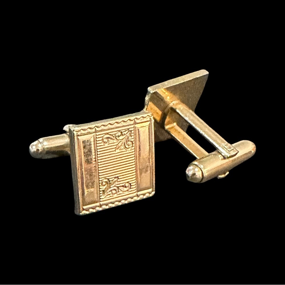 Vintage Etched Cufflinks Gold Tone - Picture 2 of 2